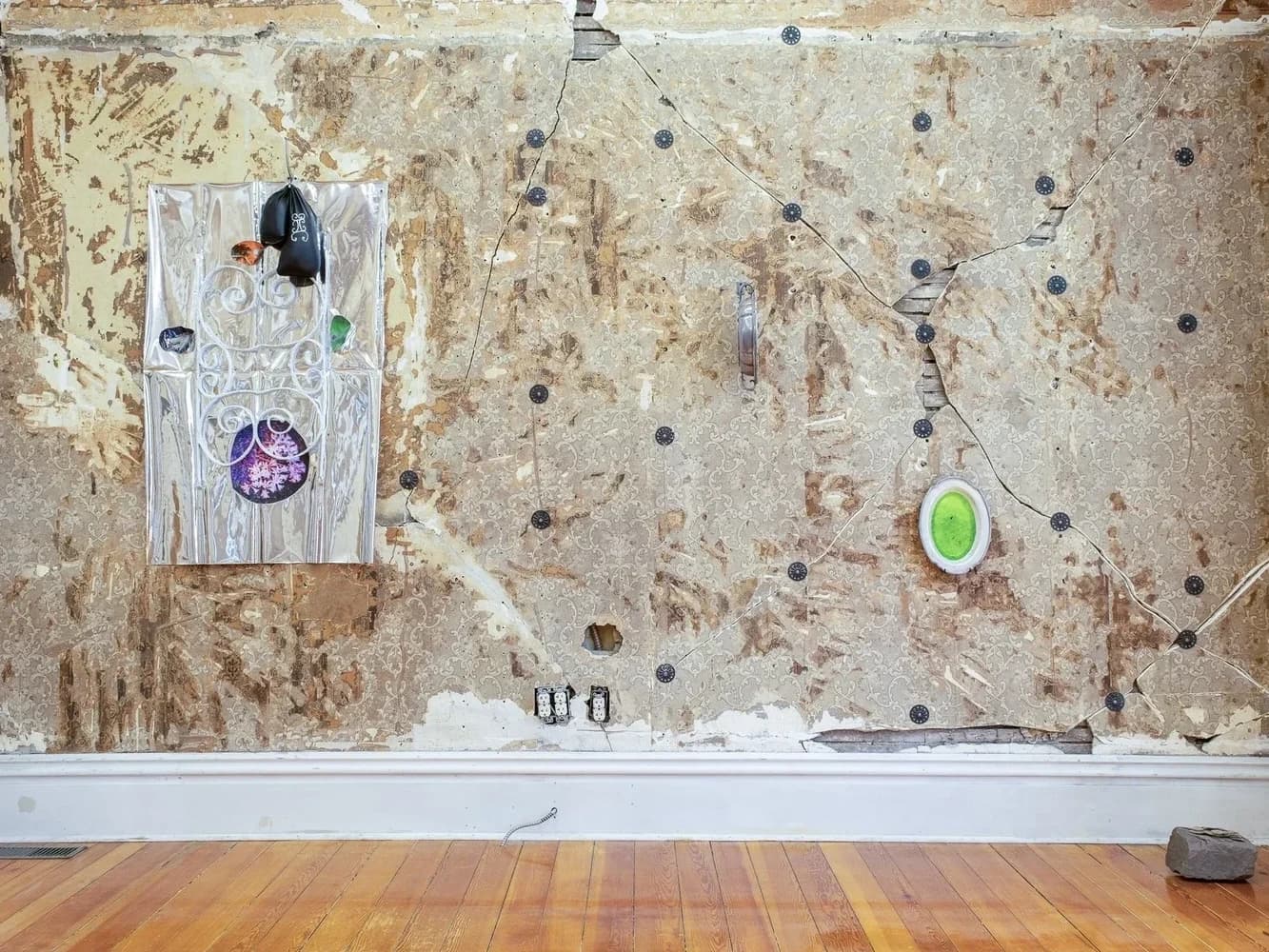 gallery space splash